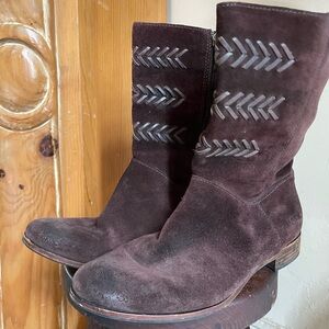 Ugg leather Caitlyn boots